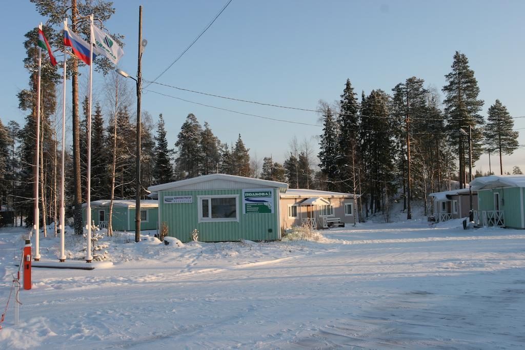 Hotel Podkova Kostomukscha Exterior foto